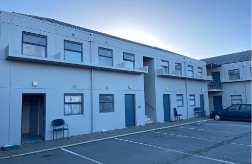 Redwood Hotel | AAA Northlands Motel