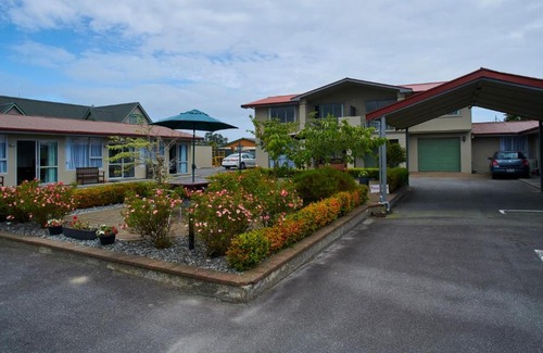 Greymouth Hotel | Aachen Place Motel