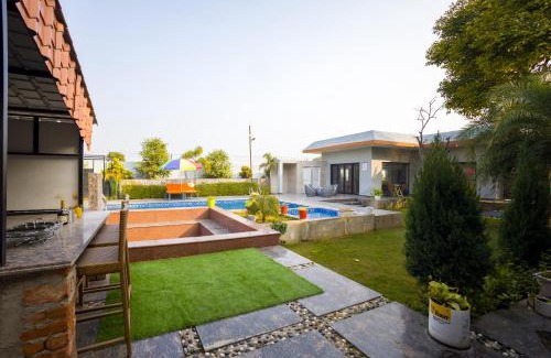 Taoru Villa | Aarul Farm - Poolside Living with Gazebos