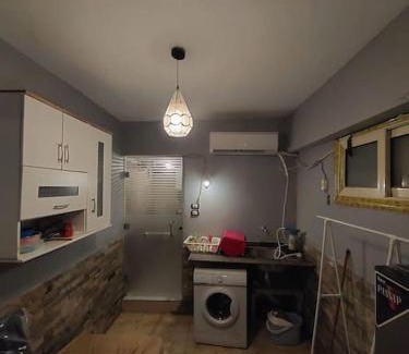 Al-Khalifa Apartment | Aatun Studio in makatam mountain