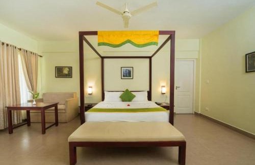 Lakkidi Hotel | Abad Brookside Wayanad