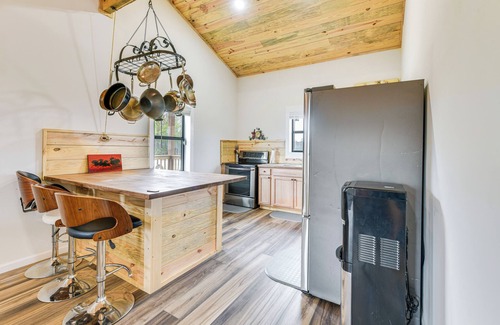 Abbeville Cottage | Abbeville Cabin on 450 Acres: Near Lake Eufaula!