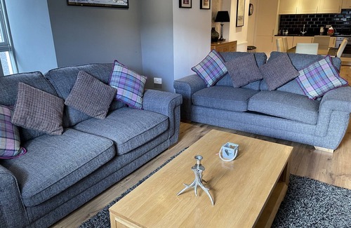 Fort Augustus Apartment | Abbey Church 18 Lovat Loch Ness with private balcony