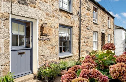 Mousehole House | Abbey Cottage, Close to Mousehole Harbour
