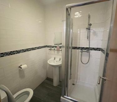 Fenny Stratford House | Abbey Guest House
