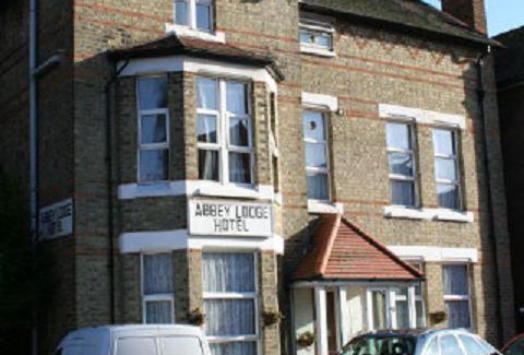 Ealing Common Bed & Breakfast | Abbey Lodge Hotel