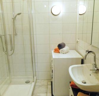 Meersburg Apartment | ABC Ferienwohnungen Atelierwohnung F