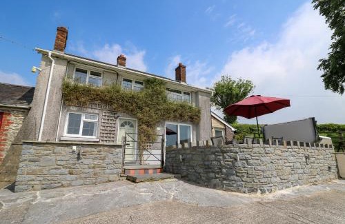 Lampeter House | Aberdauddwr