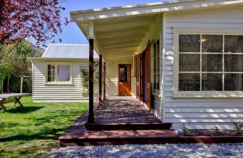 Arrowtown House | Aberdeen Cottage - Nestled in the Heart of Arrowtown - New!