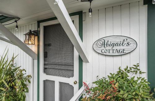 Skidmore Academy Historic District Bed & Breakfast | Abigail's Bed and Breakfast Inn