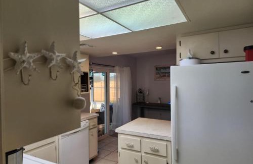 North Port House | Abigial's Cottage - pet friendly