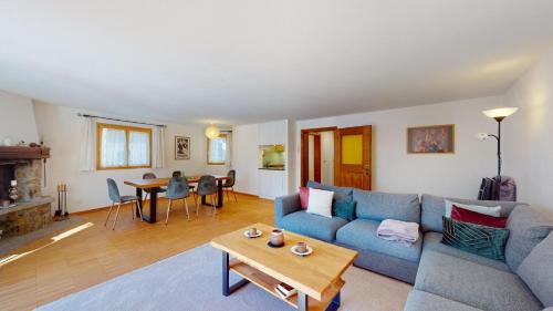 Champfer Apartment | Abitaziun Cuntainta 1 - Champfèr