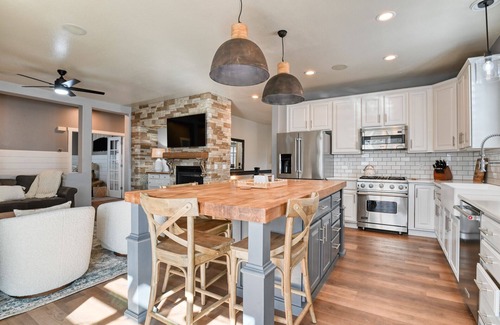 Gleneagle House | Abode, family friendly, close to Air Force Academy