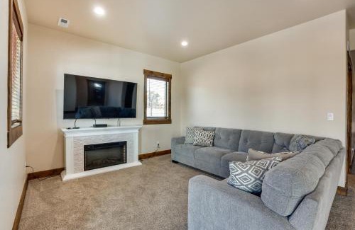 Innsbruck Val Moritz House | about 3 Mi to Granby Ranch Spacious Cabin Home!