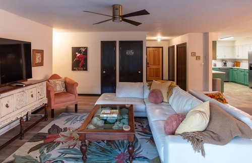 Fairview House | Above Asheville! Only 12 miles from Asheville but a world away!