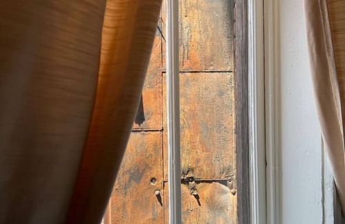 Natchez Apartment | Above Bank Alley Suite