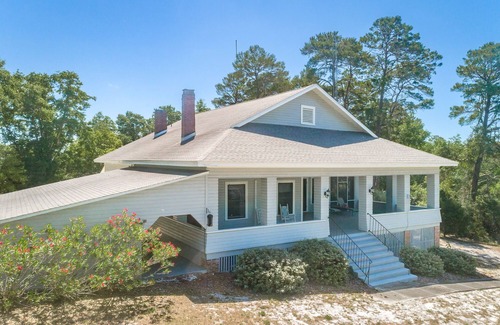 Carrabelle House | Above & Beyond- 2BR/2BA historic home in downtown Carrabelle