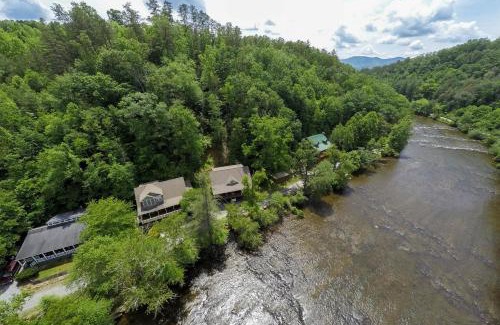 Sylva House | Above the River