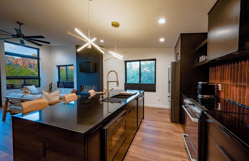 Sedona House | Above the trees and in front of the views!