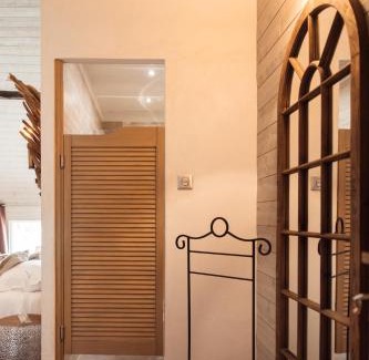 Saint-Gilles Bed & Breakfast | Abri Cosy - Suite Romantique en Camargue