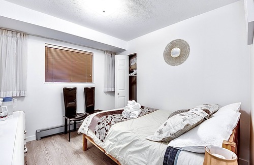 Riley Park-Little Mountain House | Absolute 2BDR Q E/Riley Park/Main/Cambie Garden Retreat/mins Downtown/Parking