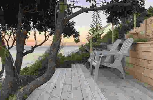 Pukehina House | Absolute Beach Front Holiday Home
