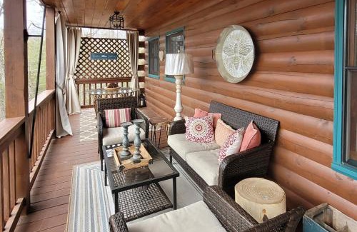 Morganton House | Absolute Bliss Lodge