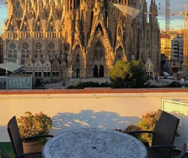 La Sagrada Familia Apartment | Absolute Sagrada Familia