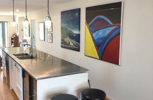 Raglan House | Absolute waterfront