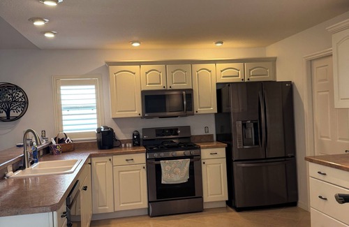 Mallory Square Villa | Absolutely chill villa in Mallory. Close to Sumter with all the amenities.