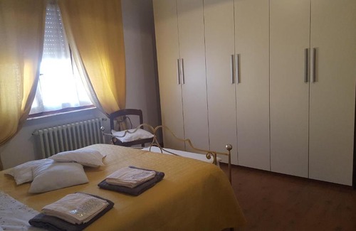 Santo Stefano di Magra Apartment | ABUELA