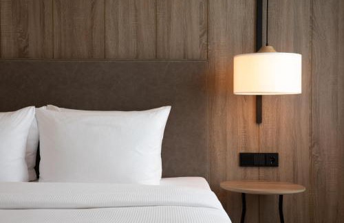 Gesundbrunnen Hotel | AC Hotel by Marriott Berlin Humboldthain Park