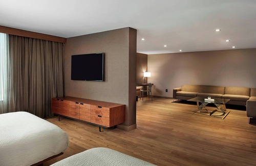 Central Business District Hotel | AC Hotel by Marriott Cincinnati at The Banks