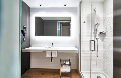 Orange Hotel | AC Hotel by Marriott Cleveland Beachwood