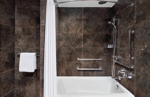 Financial District Hotel | AC Hotel by Marriott New York Downtown
