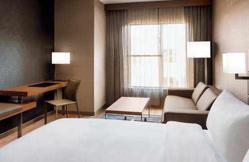 Chapel Hill Hotel | AC Hotel by Marriott Chapel Hill Downtown