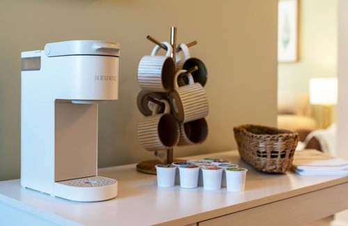Trenton Apartment | Acadia Basecamp | 1 Gig Wi‑Fi & Walkable to Bakery, Lobsterhouse and More (2)
