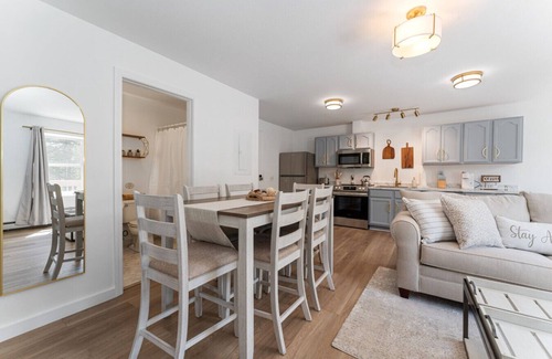 Trenton Condo | Acadia Basecamp with Balcony | Walk to Lobster House, Coffee and Bakery