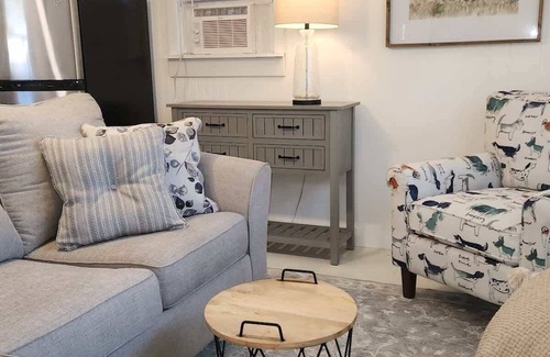 Lamoine Beach House | Acadia Lobsterman's Coastal Bungalow