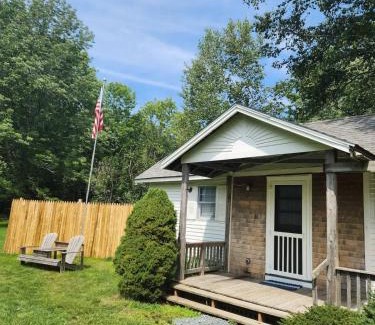 Lamoine Beach House | Acadia Lobsterman's Farmhouse & Cottage