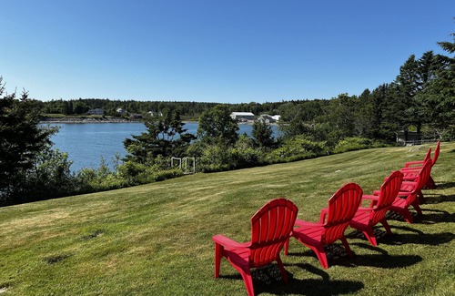 Bernard House | Acadia Sunset Oceanfront Cottage 3Bdm 3Bth, Game Rm, Private Beach on Duck Cove