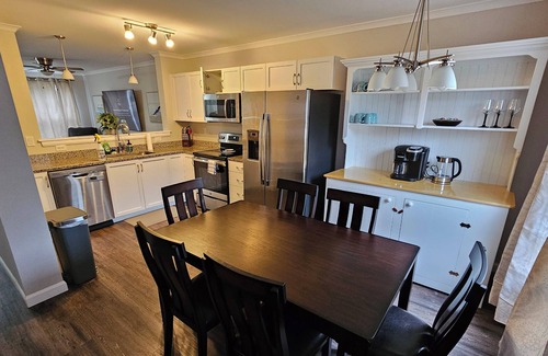 Trenton Condo | Acadia Villas! 2A Lexi: A private neighborhood nestled in the woods.