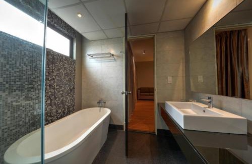 Shah Alam Hotel | Acappella Suite Hotel, Shah Alam