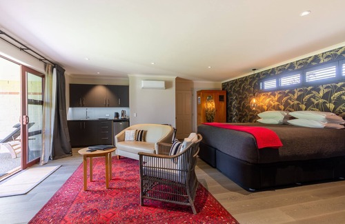 Mapua Bed & Breakfast | Accent House Boutique Bed & Breakfast
