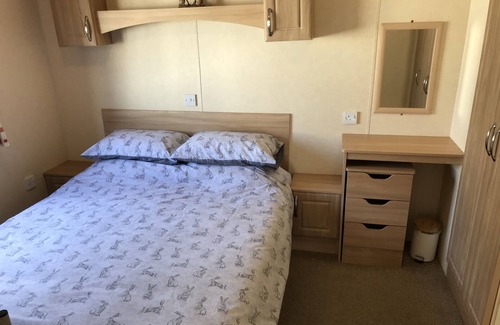 Shanklin House | Accessible 2 Bedroom Caravan, Shanklin, Isle of Wight