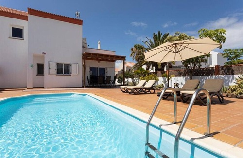 Santa Cruz de la Palma Villa | Accommodation with beautiful views of the sea and the desert Swimming pool BBQ WIFI