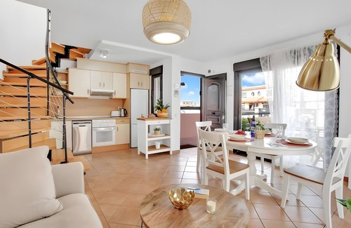 La Oliva Villa | Accommodation 'Casa Bonita Lajares 2' with Shared Pool, Private Terrace and Wi-Fi