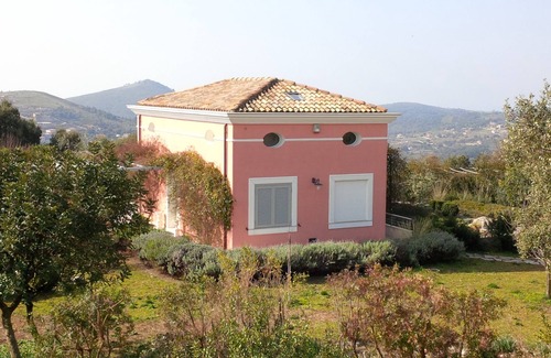 Itri Villa | Accommodation in the Olive Grown Countryside