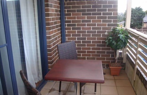 Earlwood House | Accommodation Inner Sydney Earlwood