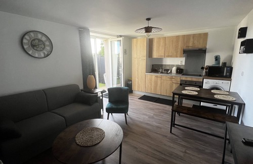 Concarneau Apartment | Accommodation with terrace, 4 people, private parking